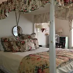 Abacrombie Inn